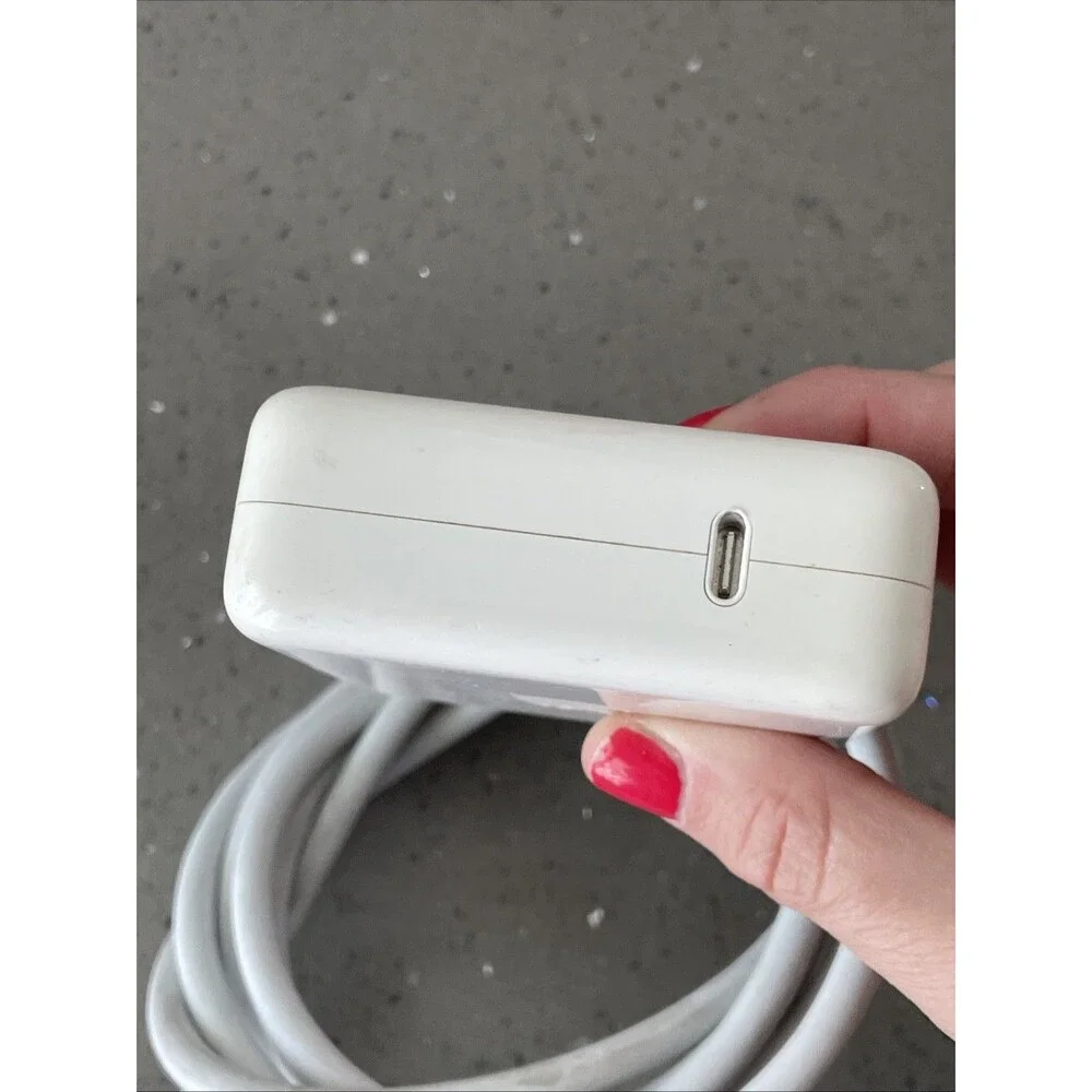 Genuine Apple A1947 61W USB-C Power Adapter Charger Power Brick w/ wall cord